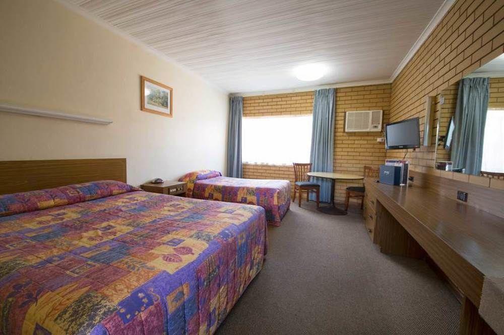 Boomerang Hotel Lavington Ngoại thất bức ảnh