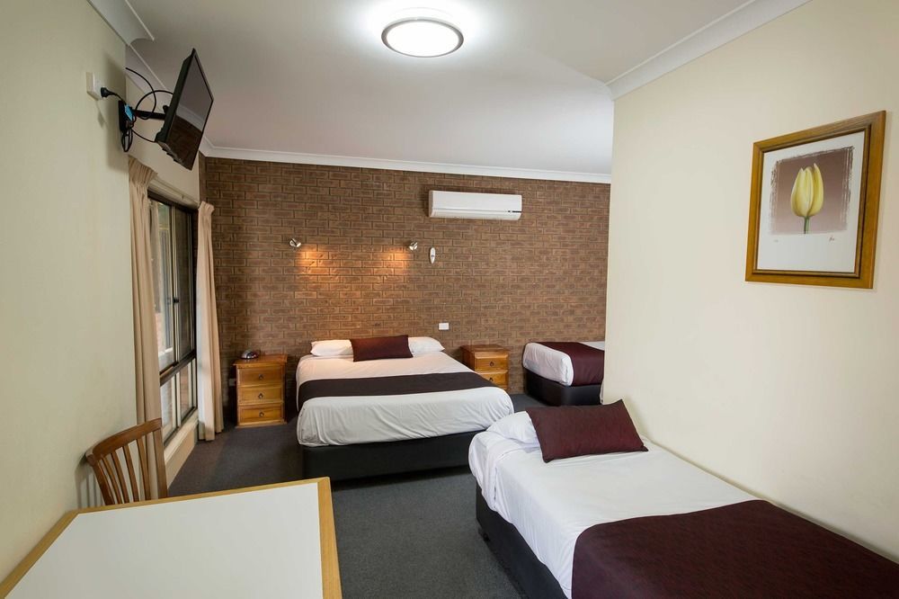 Boomerang Hotel Lavington Ngoại thất bức ảnh