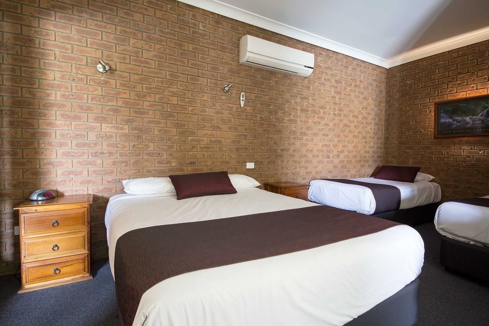 Boomerang Hotel Lavington Ngoại thất bức ảnh