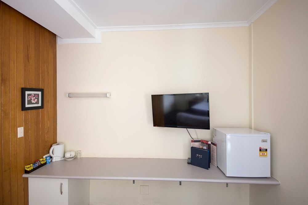 Boomerang Hotel Lavington Ngoại thất bức ảnh
